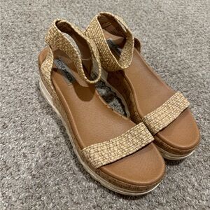 Steve Madden platform wedges/sandals